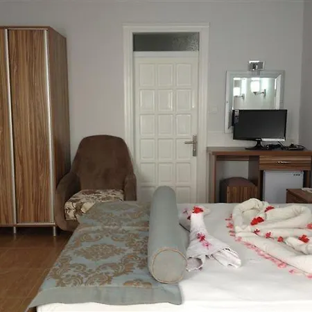 Ozukara 1 Apart-hotel 3*