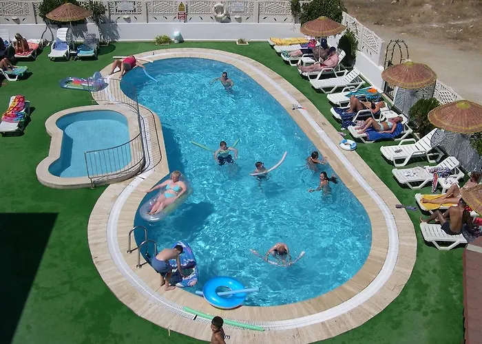 Apartmanhotel Ozukara 1 3*