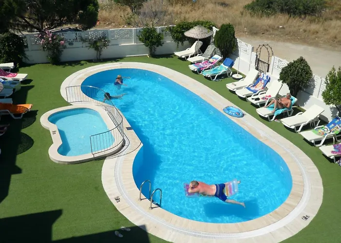 Apartmanhotel Ozukara 1 3*