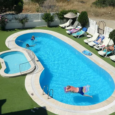 Aparthotel Ozukara 1 3*